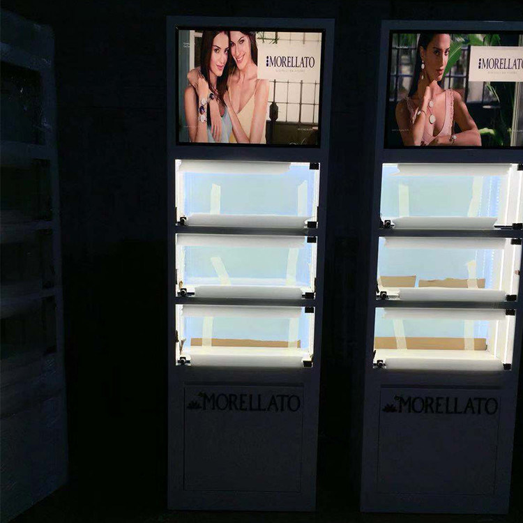 400*400*2400mm Luxury Jewellery Display Stands For Shops High End ODM